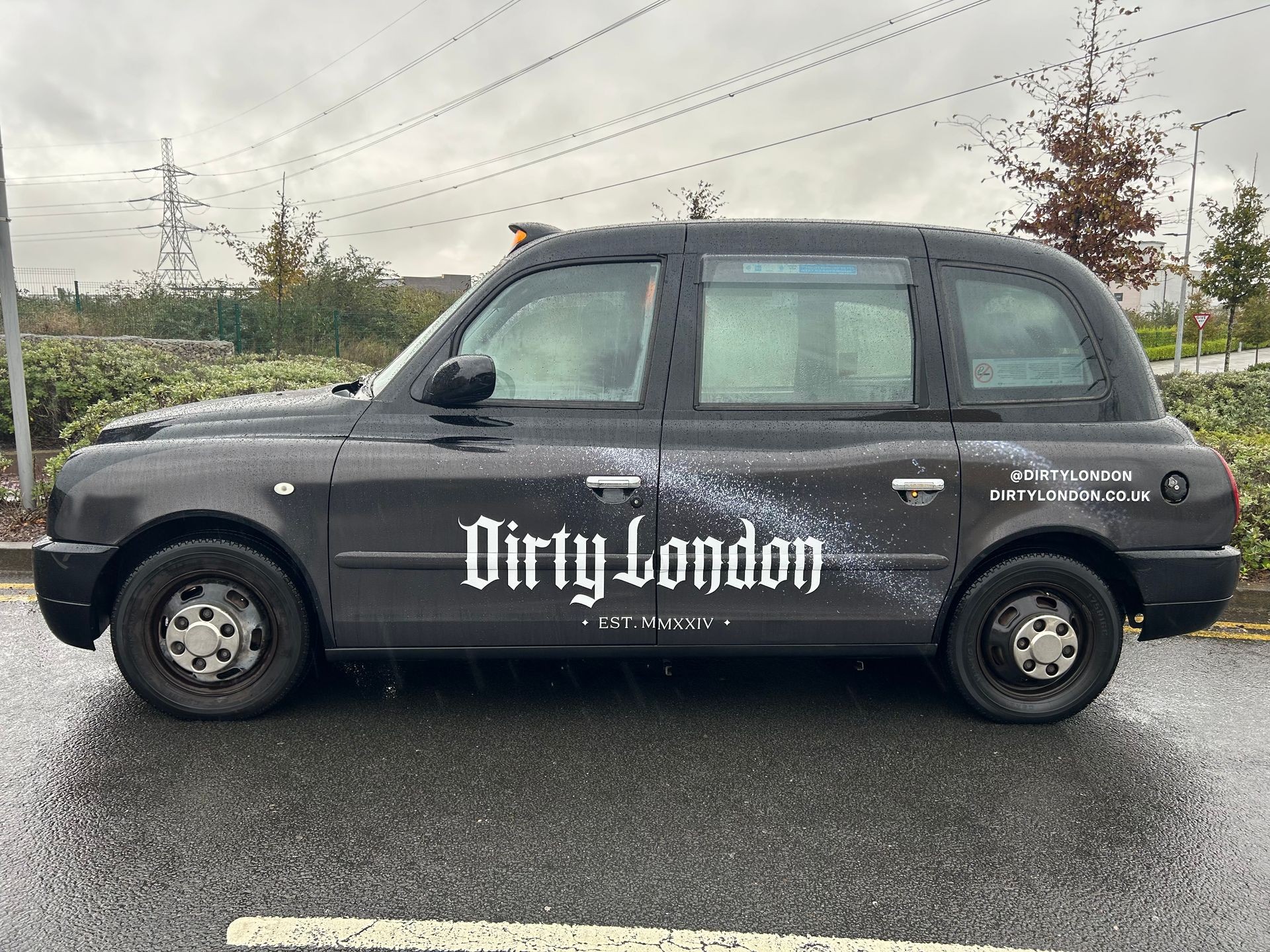 London Taxi Advertising Tx4 LEVC Livery Supersides Advert